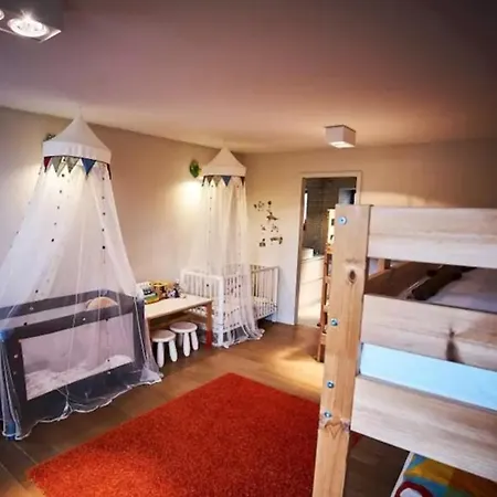 Ferme De L'ours 度假居
